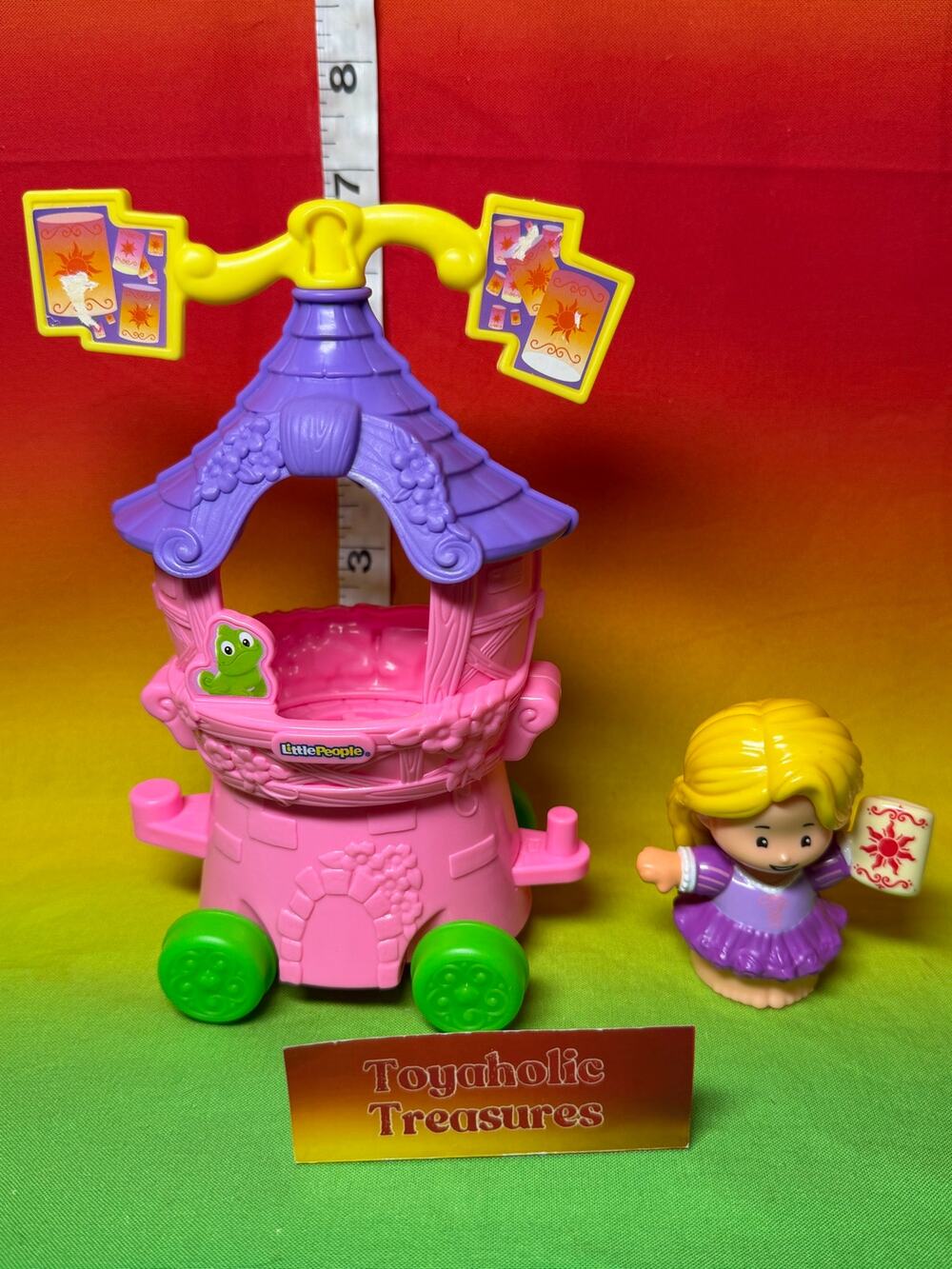 Fisher-Price Little People Disney Princess Parade Rapunzel & Pascal's Float